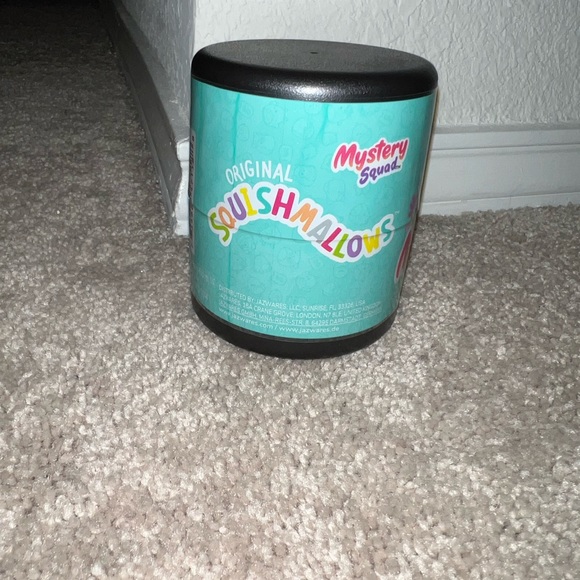 New 4” Original Mystery Capsule Squishmallows - Picture 3 of 3